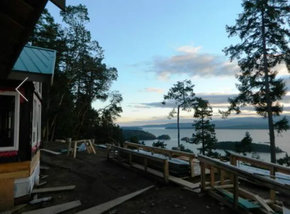 Galiano Home