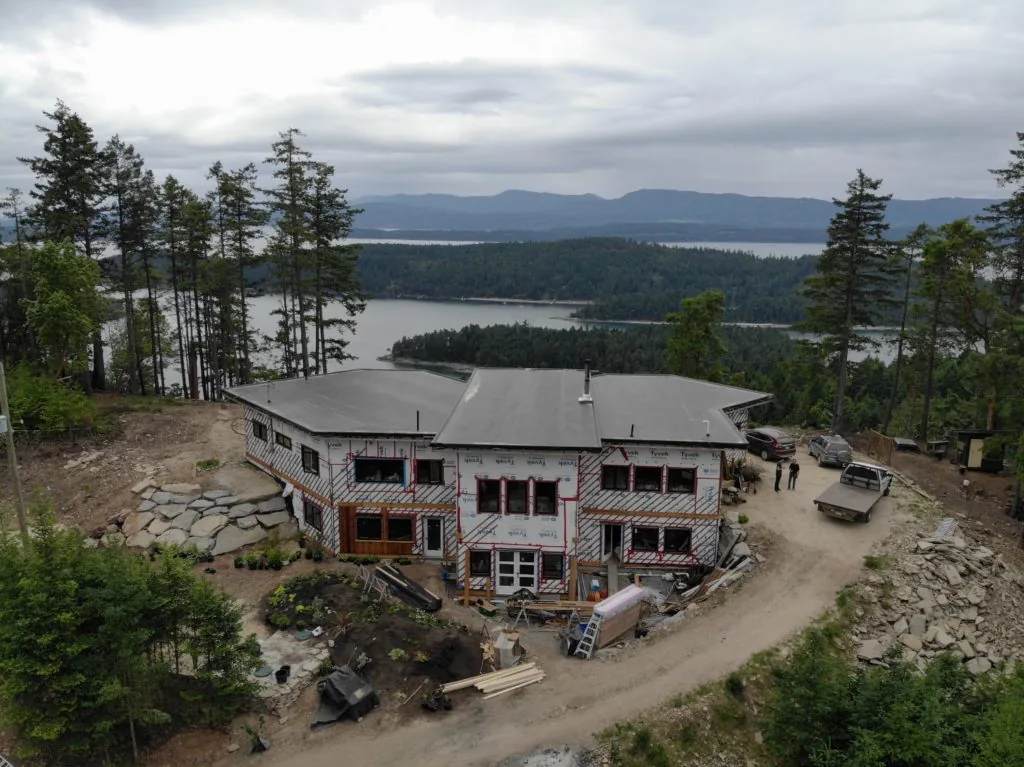 Modern Mountiantop Home