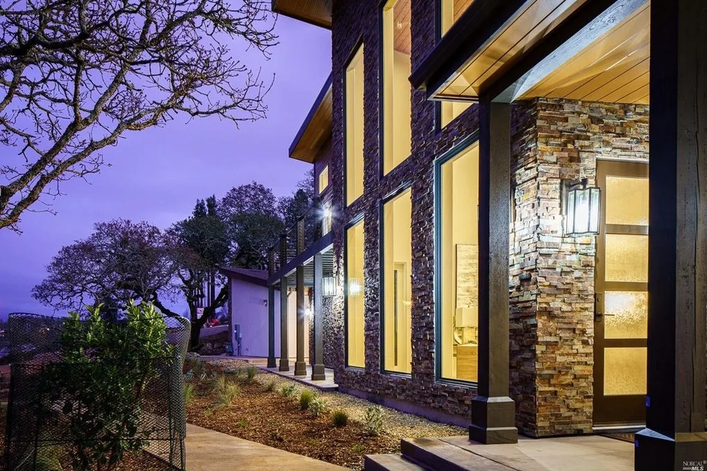 Comparing The Pacific SmartWall® and SIPs
