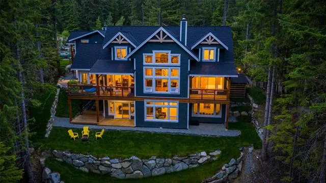 Mountainside Paradise, north of Whistler Village