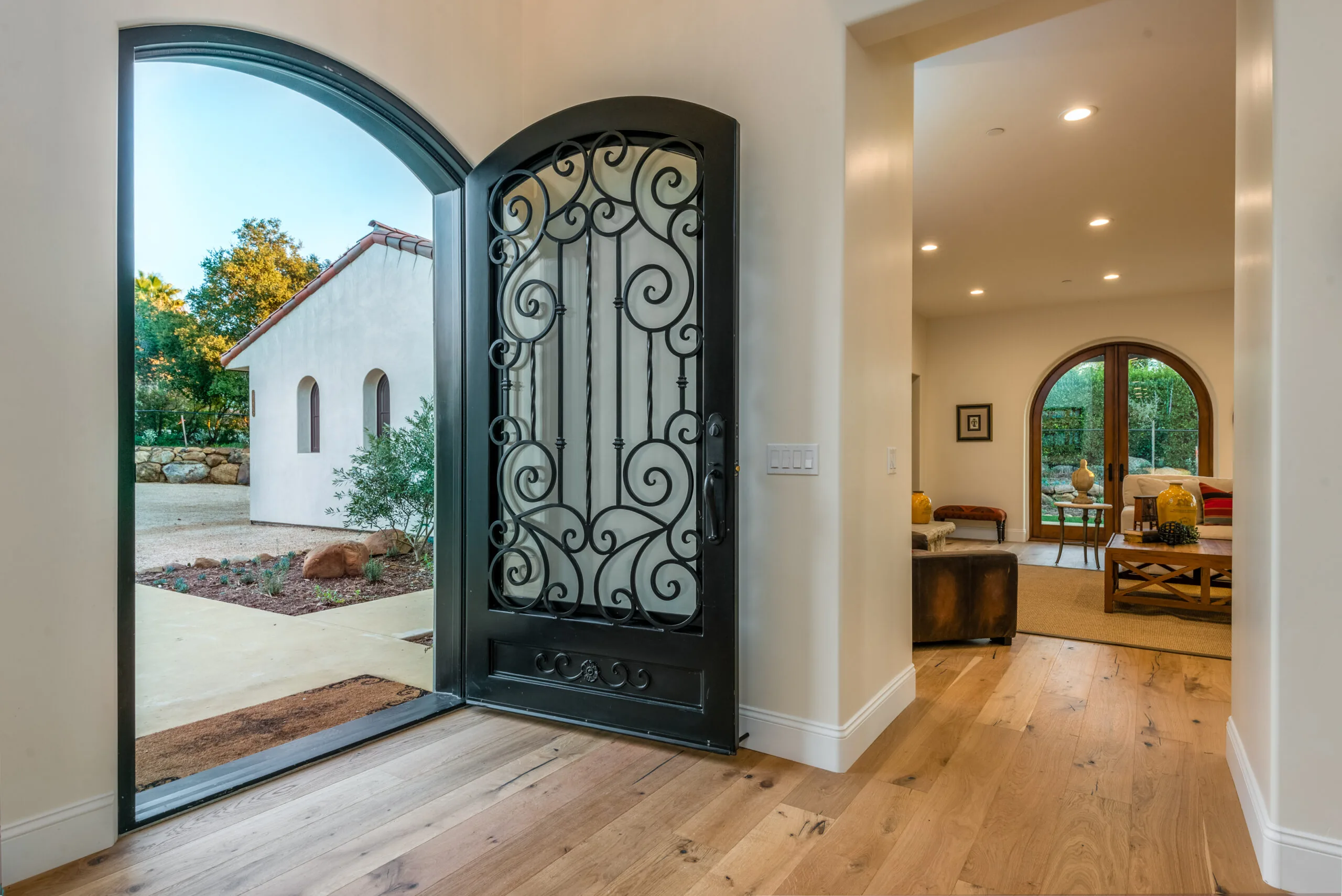 How To Pick Perfect Exterior Doors for your New Home 