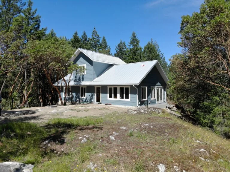 Secluded Mountaintop Cottage