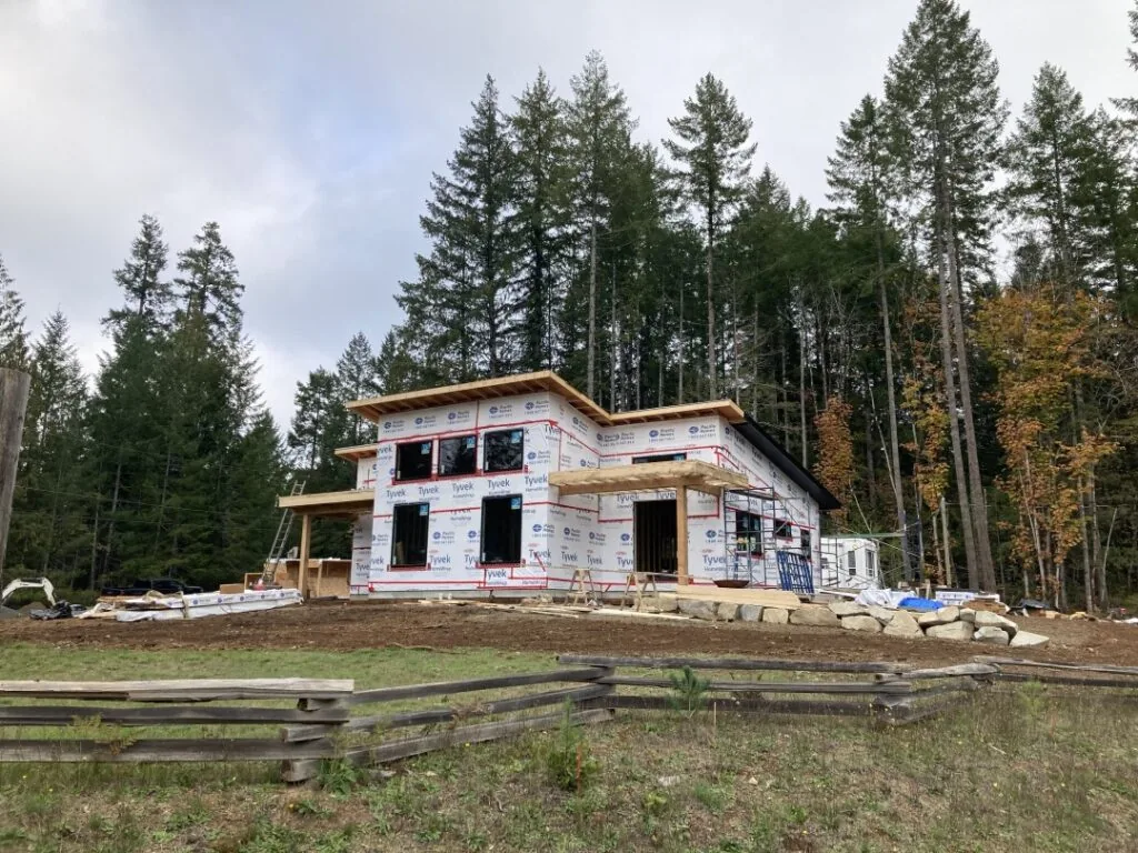 Front view of the modern home before the siding is colpleted